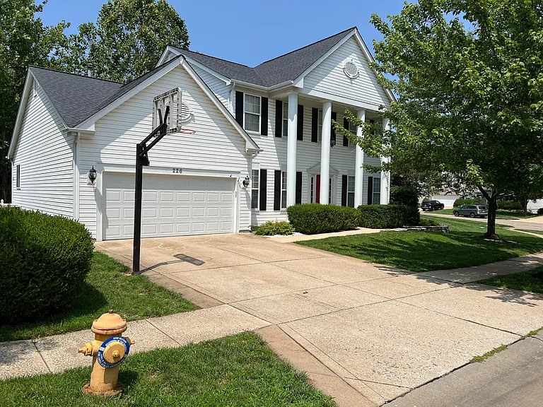 226 Windy Acres Estates Dr — Photo 1
