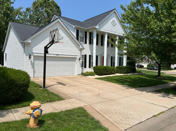 226 Windy Acres Estates Dr, Ballwin, MO 63021