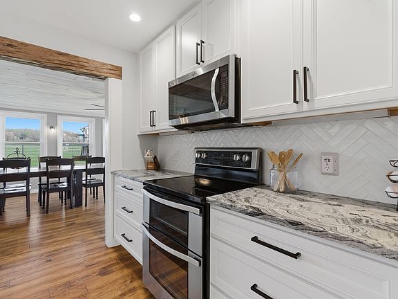 5th image of 7660 Reed Rd