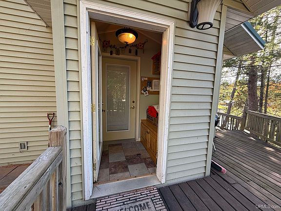 4th image of 7171 Autrain Forest Lake Rd