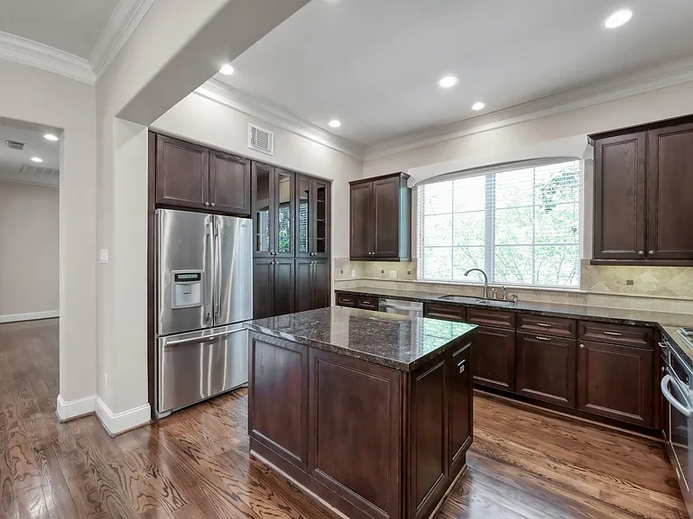 2101 Elmen St — Photo 19
