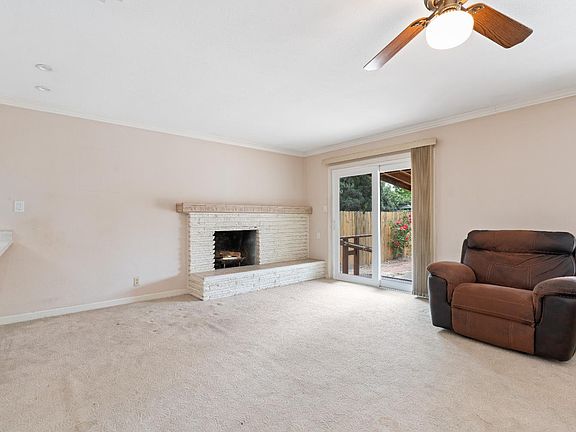 5th image of 10688 Biscay Way