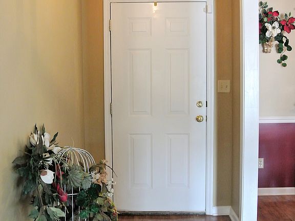 5th image of 128 Danville Dr
