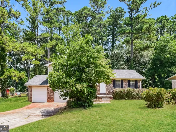 3876 Grand Pines Dr, Decatur, GA 30034