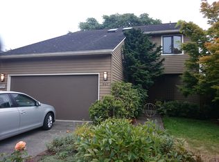 547 N 79th St, Seattle, WA 98103