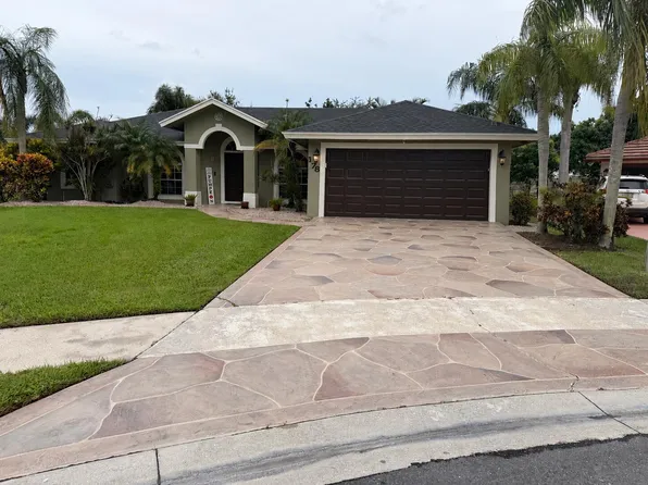 178 PARK Road N, Royal Palm Beach, FL 33411
