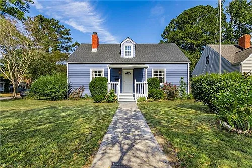 328 Sterling St Photo 1