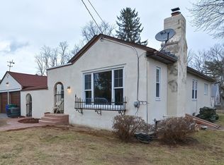 32 Locust St, Attleboro, MA 02703