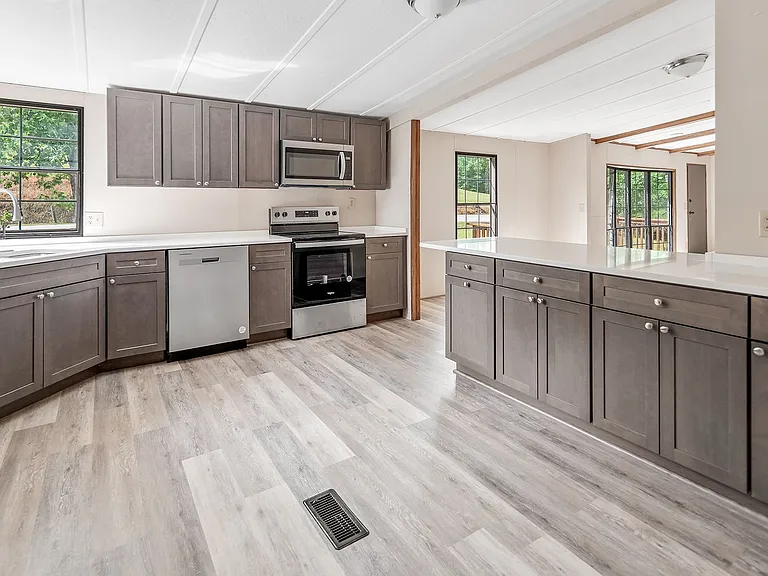 42318 Bowers Rd — Photo 3