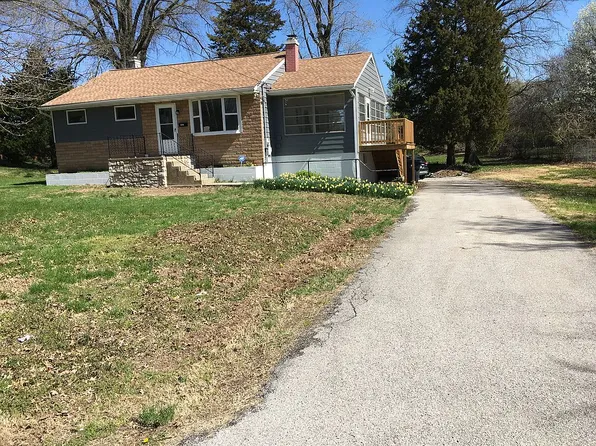 4461 W Washington St, Belleville, IL 62226