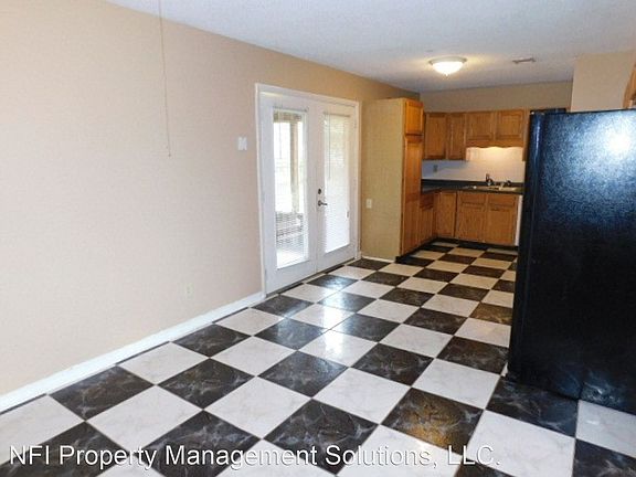 4th image of 7150 Peninsula Dr