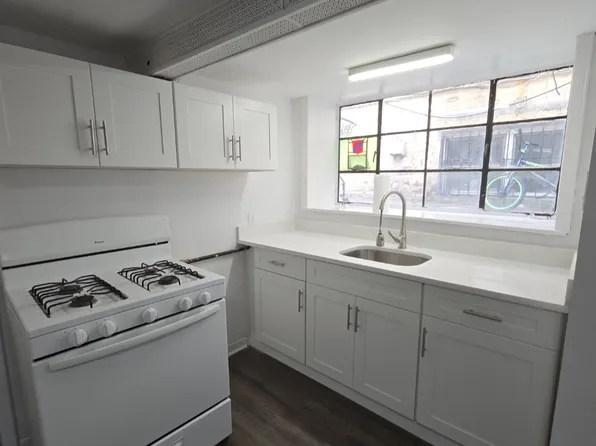 448 Avenue Y image 8 of 11