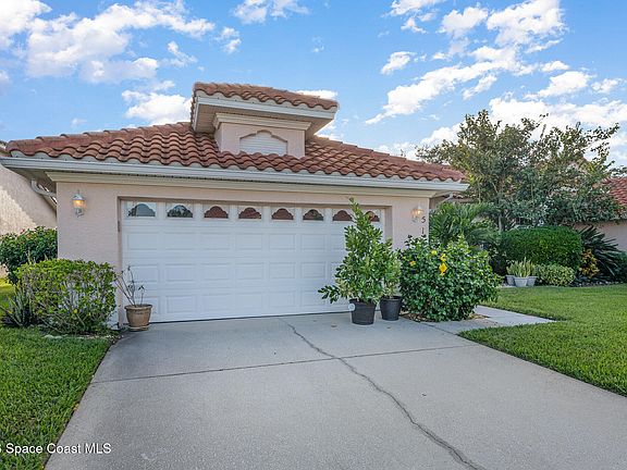 2nd image of 518 Renaissance Ave