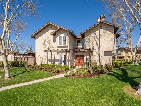 2nd image of 2835A S Oak Creek Dr