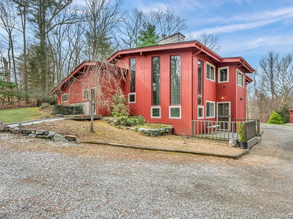 19 Timms Hill Road, Haddam, CT 06438