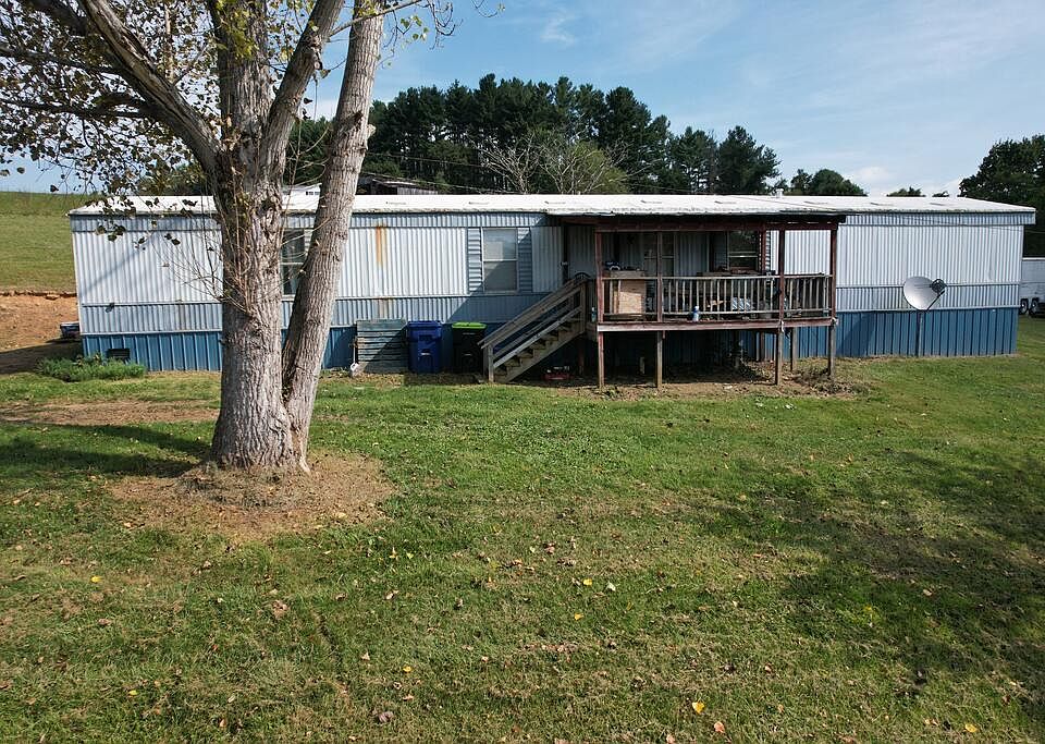 4th image of 132 Lindale Ln