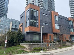 60 Forest Manor Rd #TOWNHOUSE 11, Toronto, ON M2J 0C1