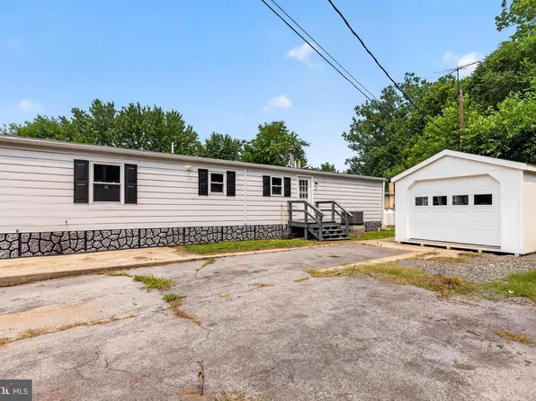 357 Midland Ave, Reading, PA 19606