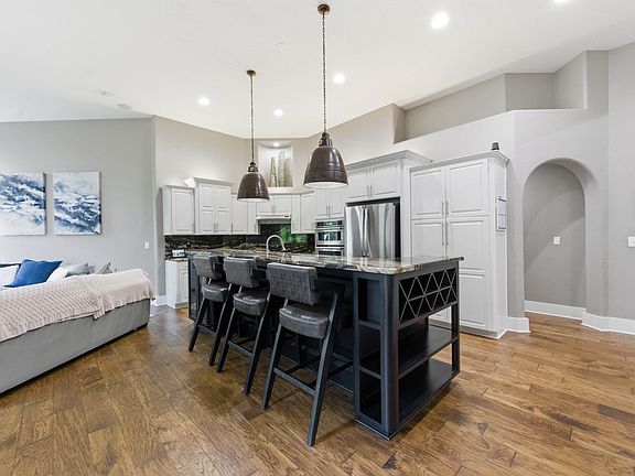 5th image of 7 N Stagecoach Ct