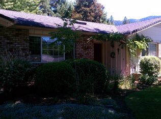 155 Saradan Ln, Grants Pass, OR