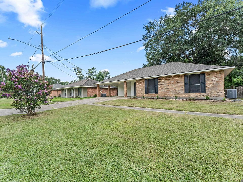 1st image of 3485 Magnolia Ave