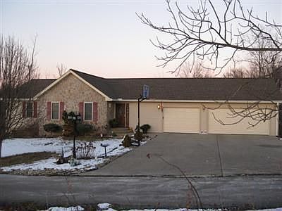 5th image of 251 Honeysuckle Ln