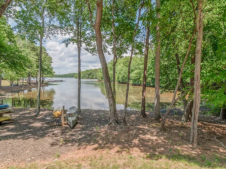 714 Northeast Dr #52 — Photo 40