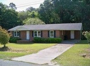 24 Bay St, Mc Rae, GA 31055