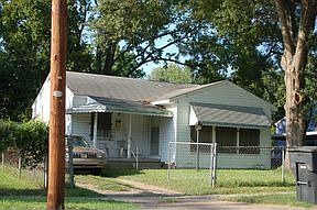 2nd image of 2774 Lakehurst Ave