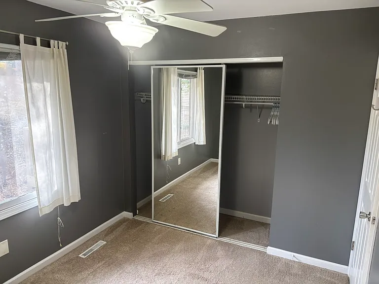 1 S Wildwood Ln — Photo 17