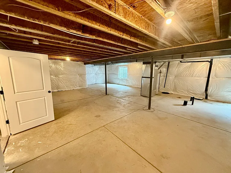 7545 Back Stretch Dr — Photo 35