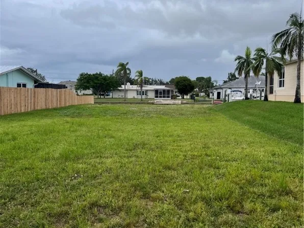 13474 Caribbean Blvd, Fort Myers, FL 33905