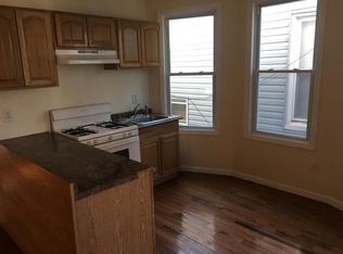 215 Myrtle Ave #1, Jersey City, NJ