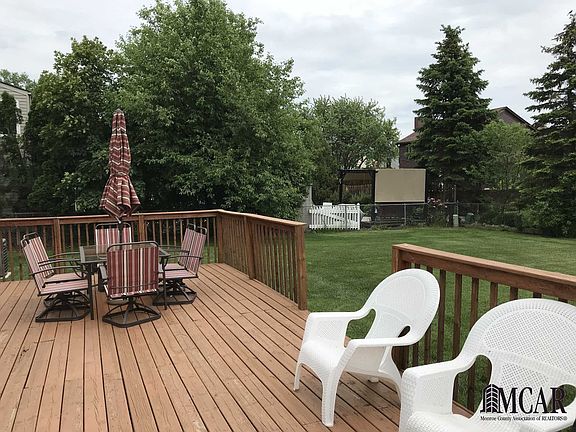 5th image of 1108 W Lemont Ct