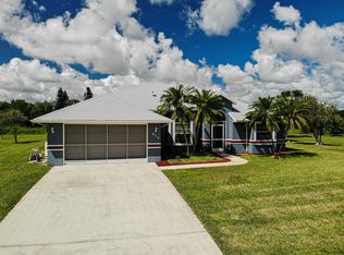 858 SW Bellevue Ave, Port Saint Lucie, FL 34953