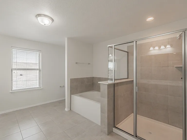 6268 Topsail Dr — Photo 33