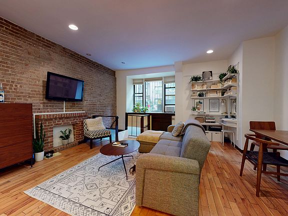 2nd image of 46 W 85th St APT A