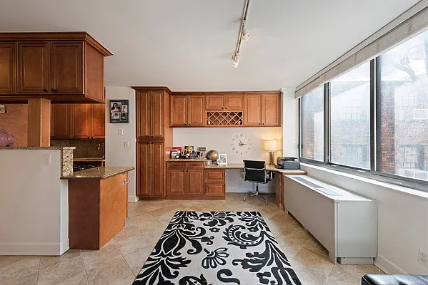 Sold by Nest Seekers International | media 3