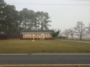 9798 Peacock Rd, Chadbourn, NC 28431