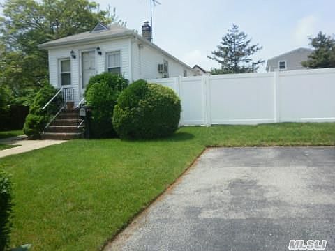 2nd image of 243 Holland Ave