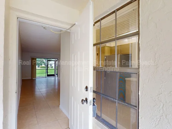 321 Olivewood Pl #124, Boca Raton, FL 33431