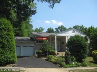 6015 Commack Ct, Springfield, VA 22152