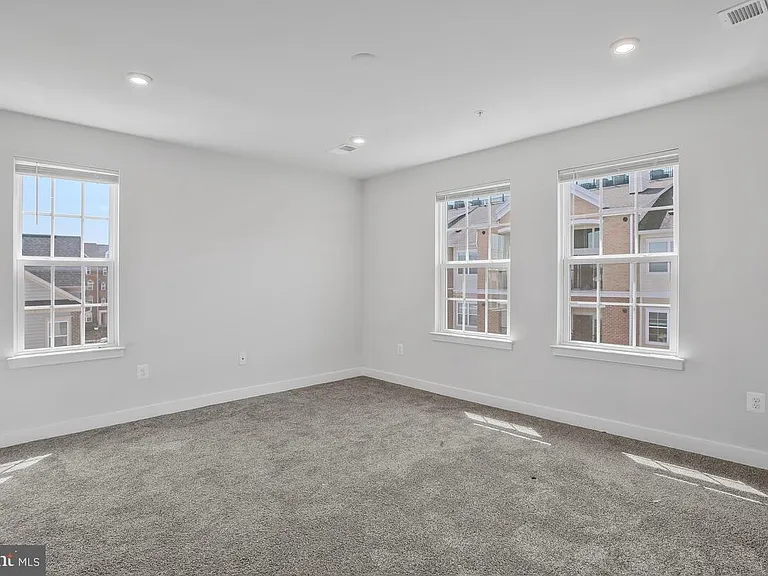 8100 Miner St — Photo 26