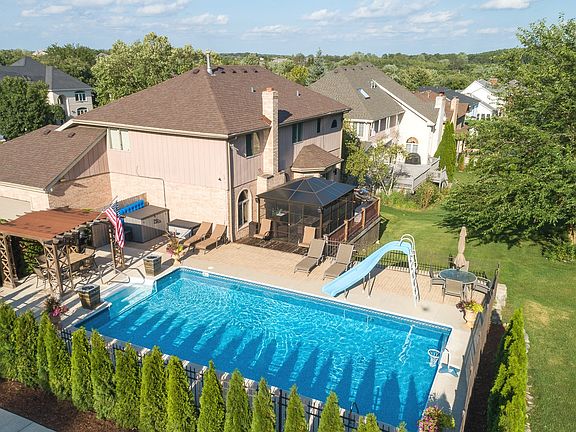 3rd image of 12143 W Joan Marie Dr