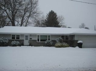 28 Mordella Rd, Albany, NY 12205