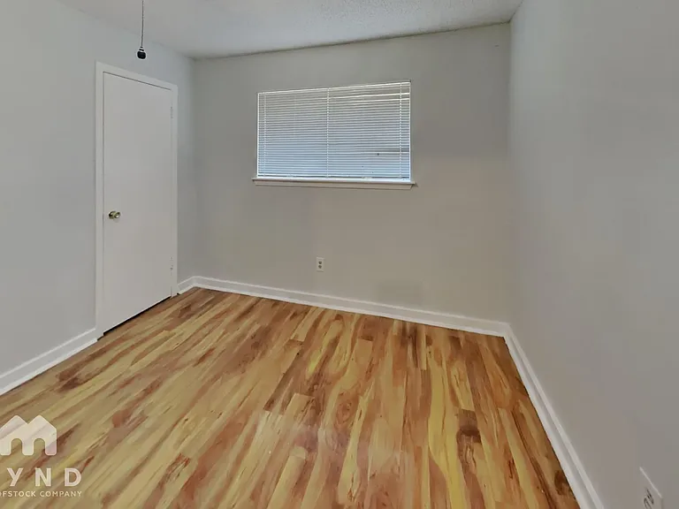 8466 Gallahad St — Photo 12