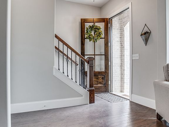 5th image of 112 Bellagio Villas Dr