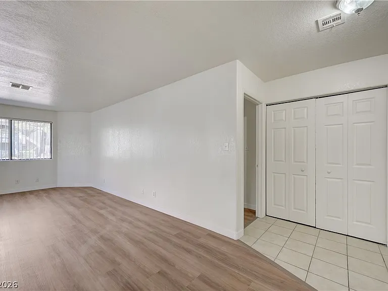 5018 S Rainbow Blvd #104 — Photo 9