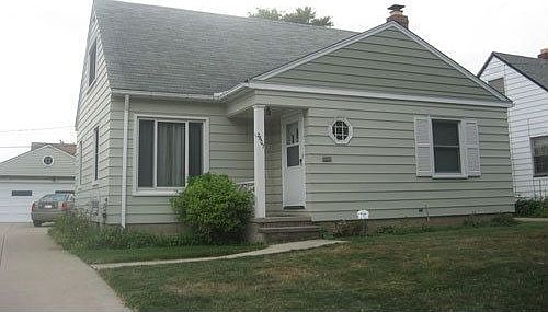1st image of 2607 Silverdale Ave