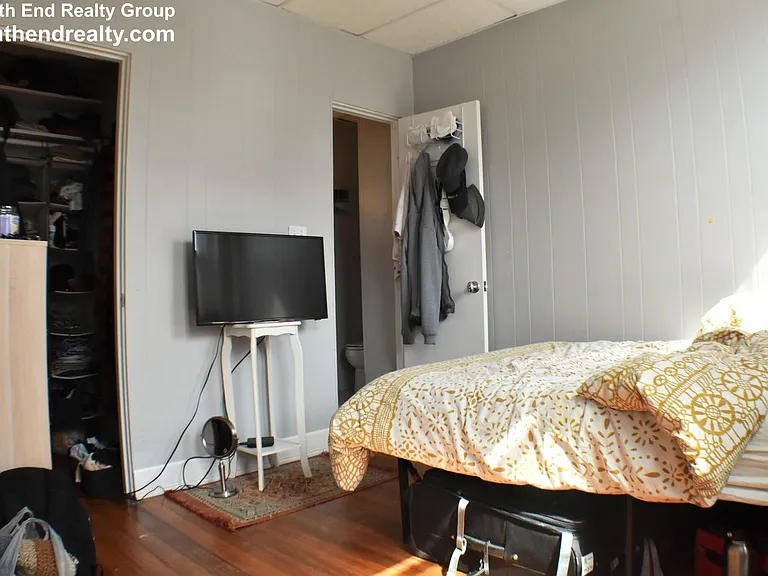 158 Salem St #8 — Photo 18